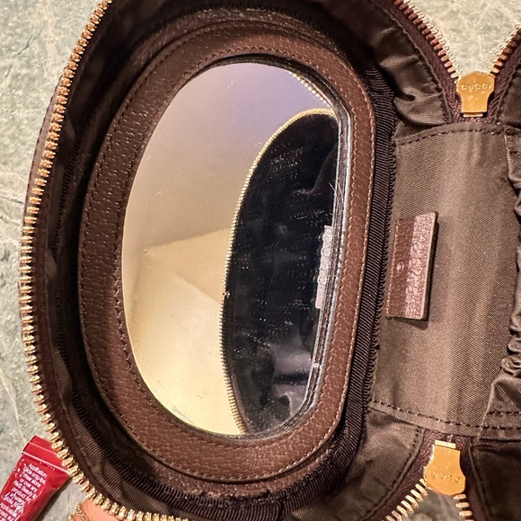 Gucci GG Supreme Monogram Vanity Cosmetic Case - Picture 8 of 8